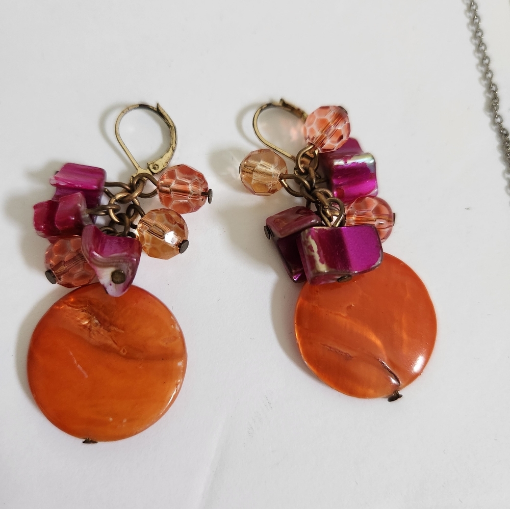 Beautiful shell charms earrings Pink/Orange - Picture 3 of 4